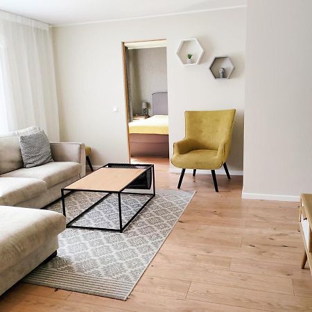 Karjamaa Apartment - Garden, Free Parking, Air Conditioning Pärnu Exterior foto