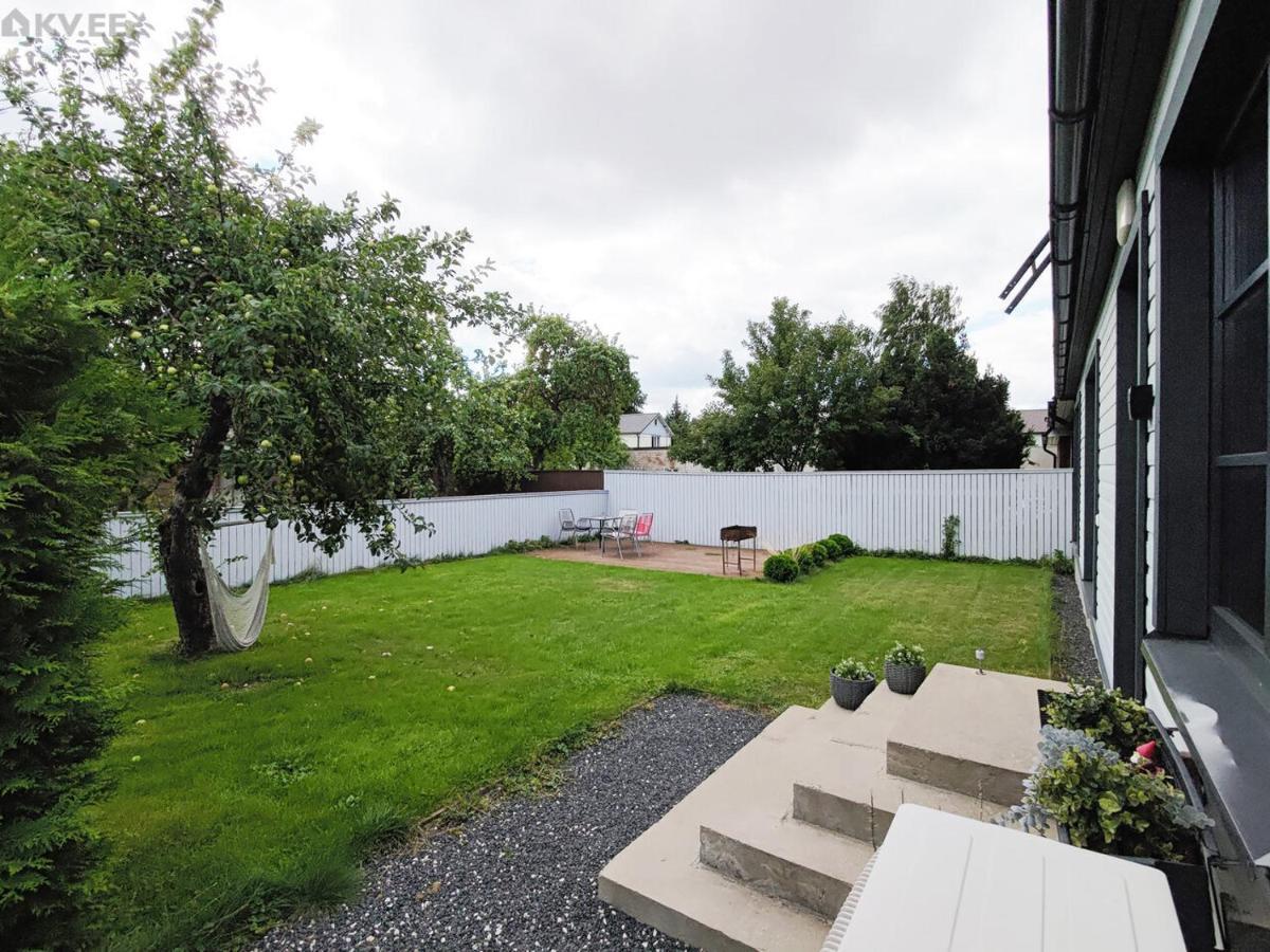 Karjamaa Apartment - Garden, Free Parking, Air Conditioning Pärnu Exterior foto